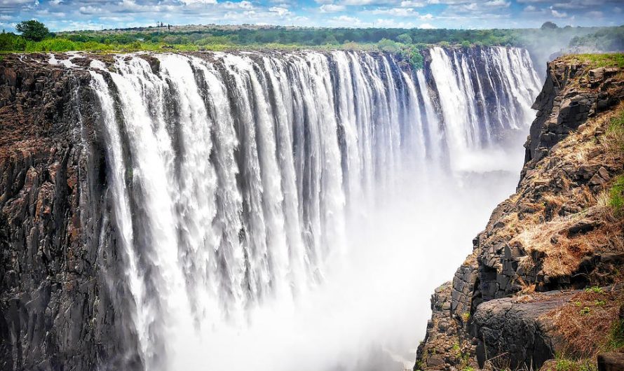 5 Zany Facts About Zimbabwe