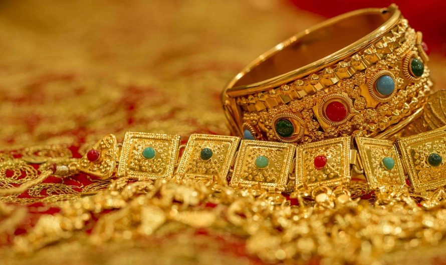 4 Glittering Facts About Gold