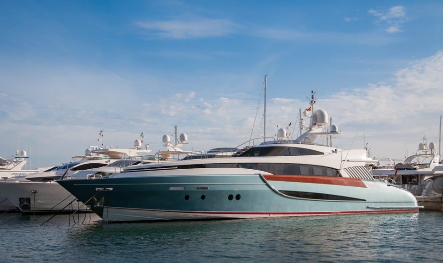 5 Luxurious Facts About Yachts