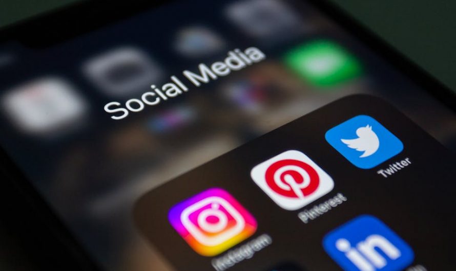 8 Facts About Social Media